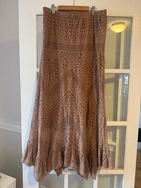Y2K Tan Crochet Lace Ruffled Hem Women's Skirt
